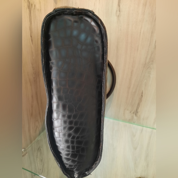 Stuart weitzman Classic Croc Embossed Leather Hobo Bag good condition 12"×9" - Picture 10 of 10